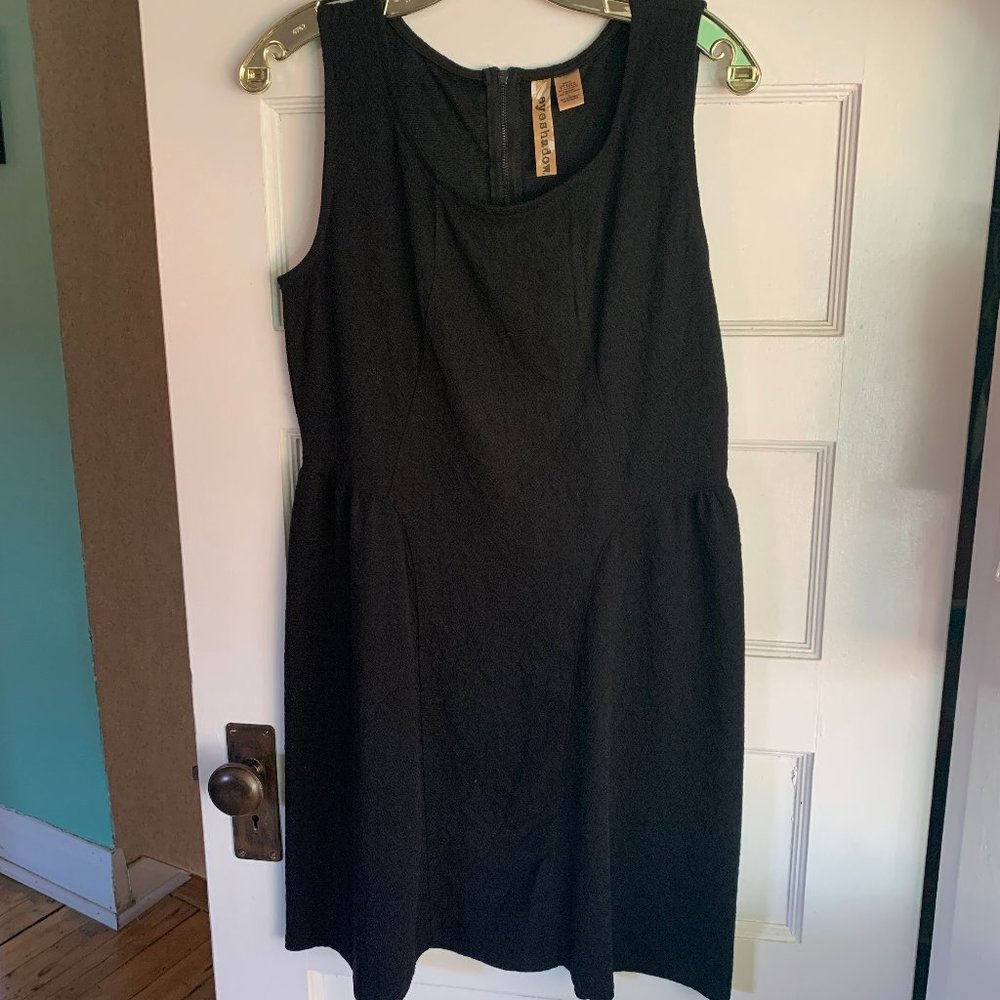 Black Lace Textured Dress